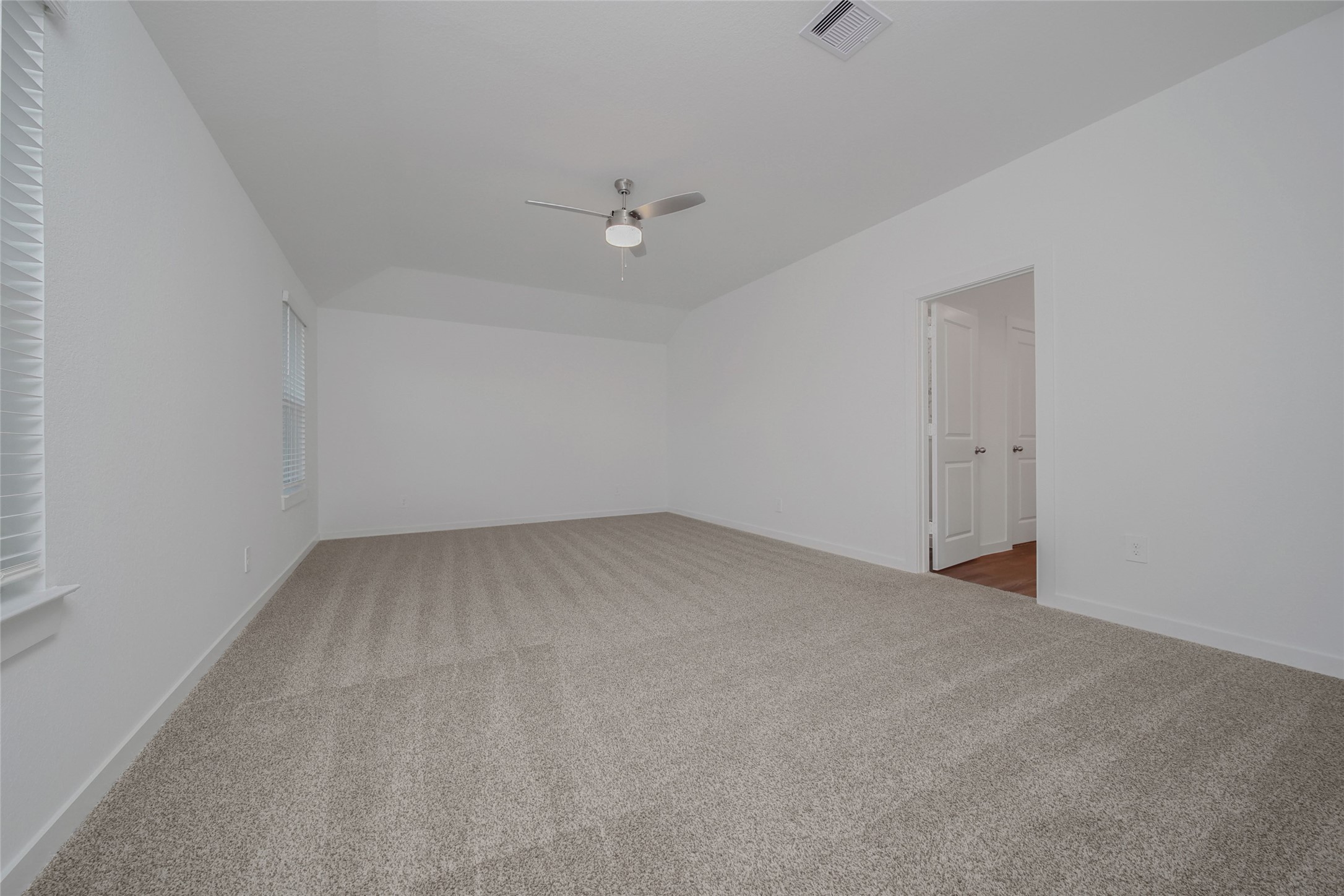 4306 Multnomah Falls Conroe, TX 77303 - Photo 24 of 46