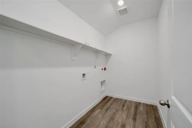 $304,990 | 4306 Multnomah Falls, Conroe, TX 77303