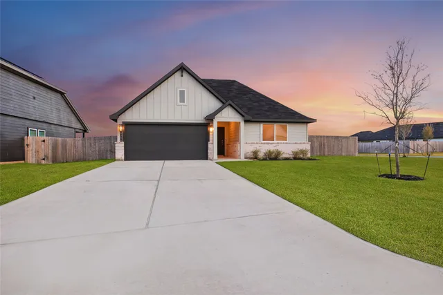 $304,990 | 4306 Multnomah Falls, Conroe, TX 77303