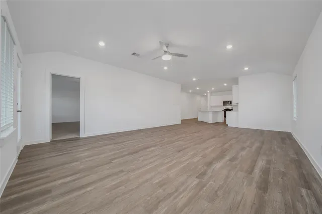 $304,990 | 4306 Multnomah Falls, Conroe, TX 77303