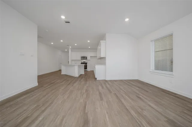 $304,990 | 4306 Multnomah Falls, Conroe, TX 77303