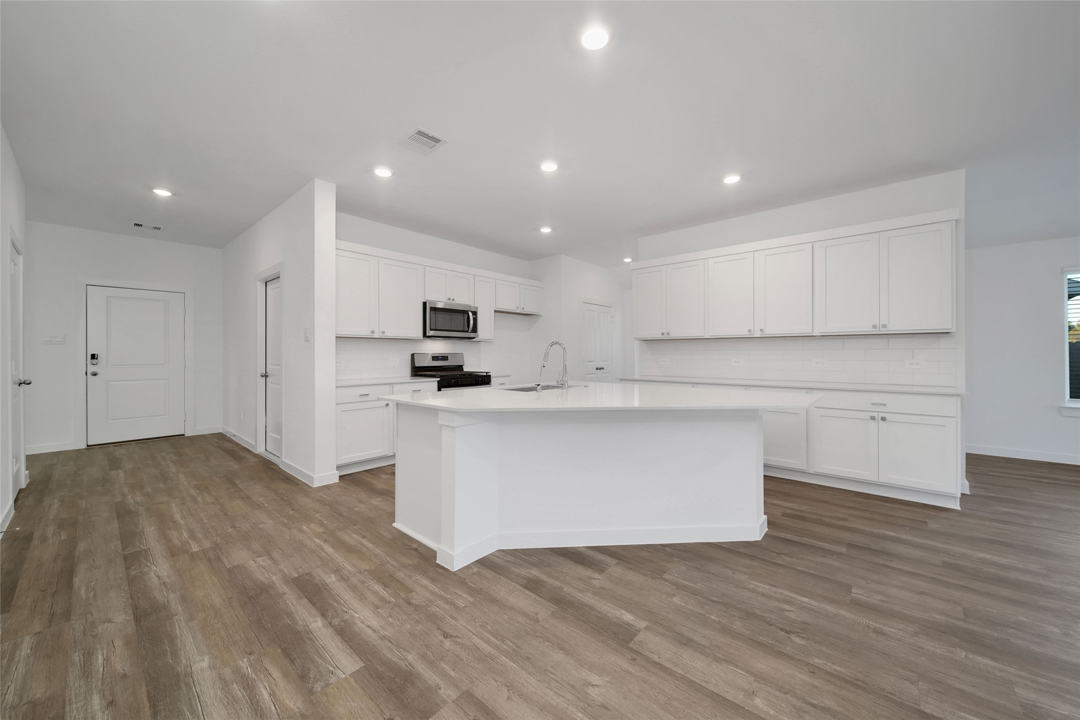 4306 Multnomah Falls Conroe, TX 77303 - Photo 10 of 46