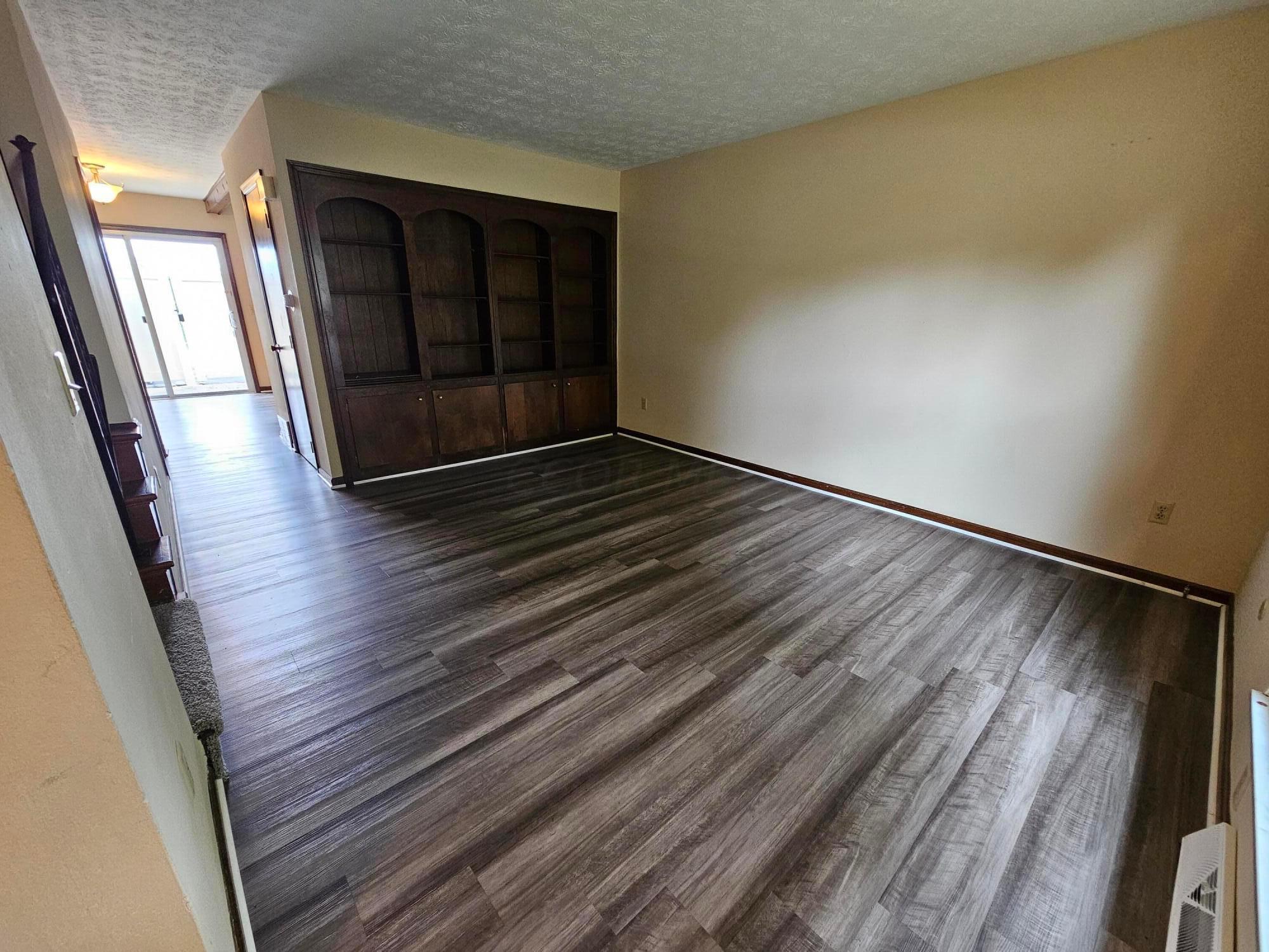 5060 Godown Road, Unit A Columbus, OH 43220 - Photo 2 of 25 20240807_112801