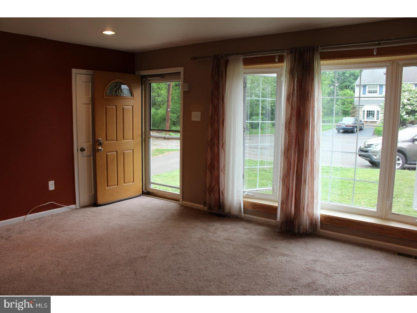 396 Parry Road Warminster, PA 18974 - Photo 9 of 24 Family Room