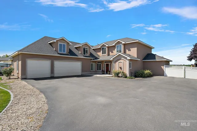 $899,000 | 18227 Southlake Circle, Caldwell, ID 83607