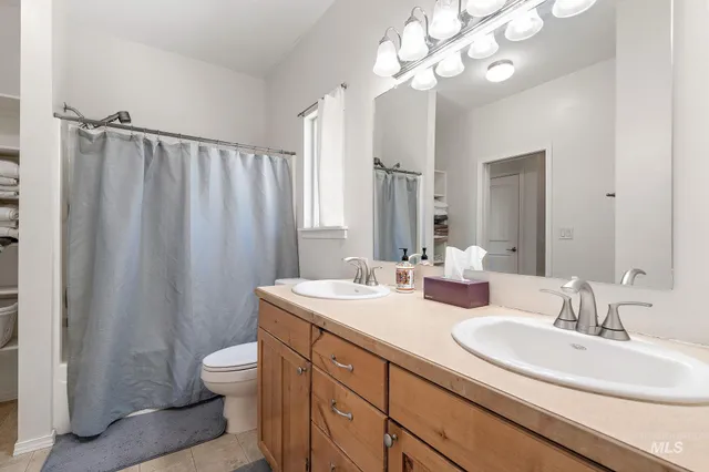 $899,000 | 18227 Southlake Circle, Caldwell, ID 83607