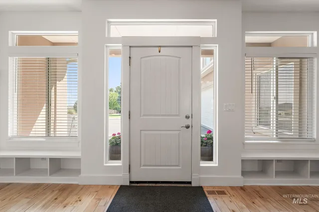 $899,000 | 18227 Southlake Circle, Caldwell, ID 83607