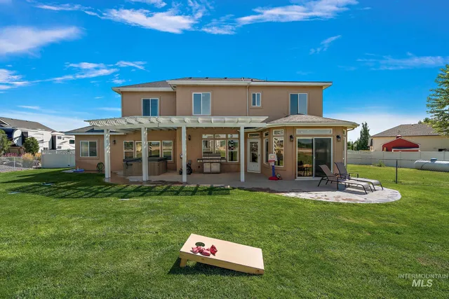 $899,000 | 18227 Southlake Circle, Caldwell, ID 83607