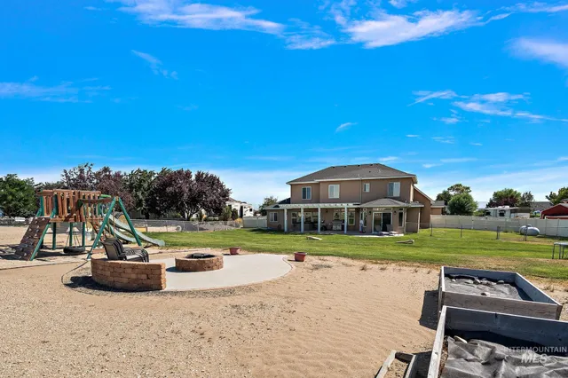 $899,000 | 18227 Southlake Circle, Caldwell, ID 83607