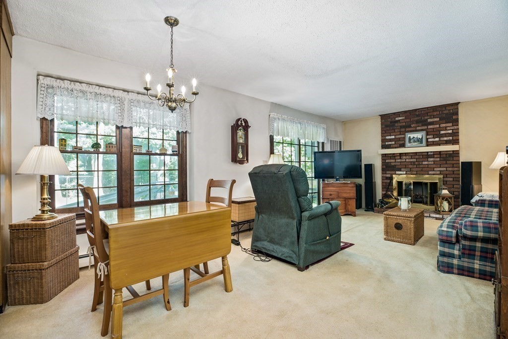 7 Roberta Road Sharon, MA 02067 - Photo 7 of 35 Gallery Image 7