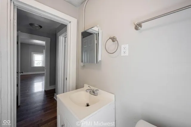 $1,399 | 445 West 29th Street, Indianapolis, IN 46208