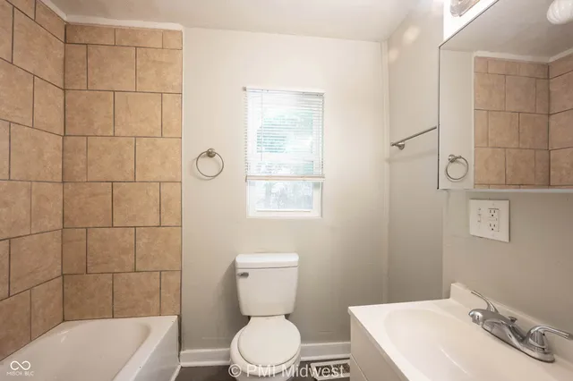 $1,399 | 445 West 29th Street, Indianapolis, IN 46208