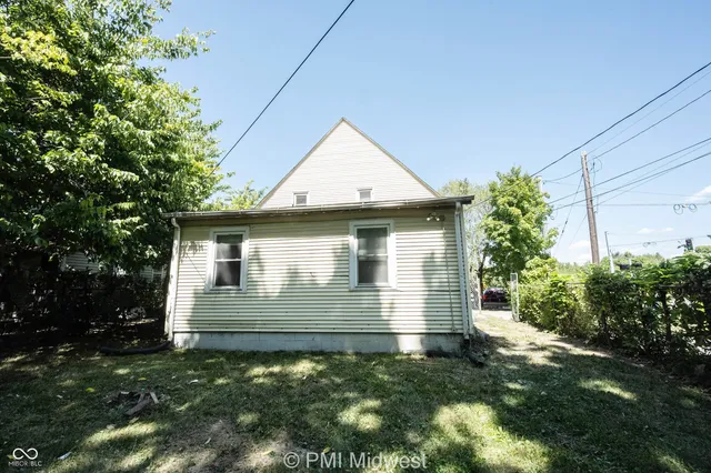 $1,399 | 445 West 29th Street, Indianapolis, IN 46208