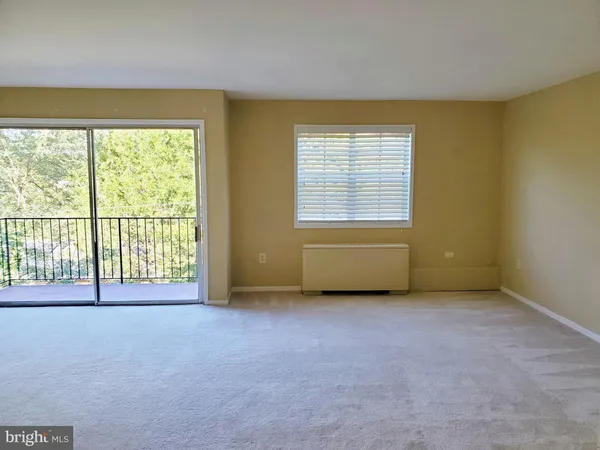 $1,950 | 10303 45th Place, Unit 202, Beltsville, MD 20705