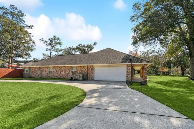 $420,000 | 228 Blue Crane 1 Drive, Slidell, LA 70461