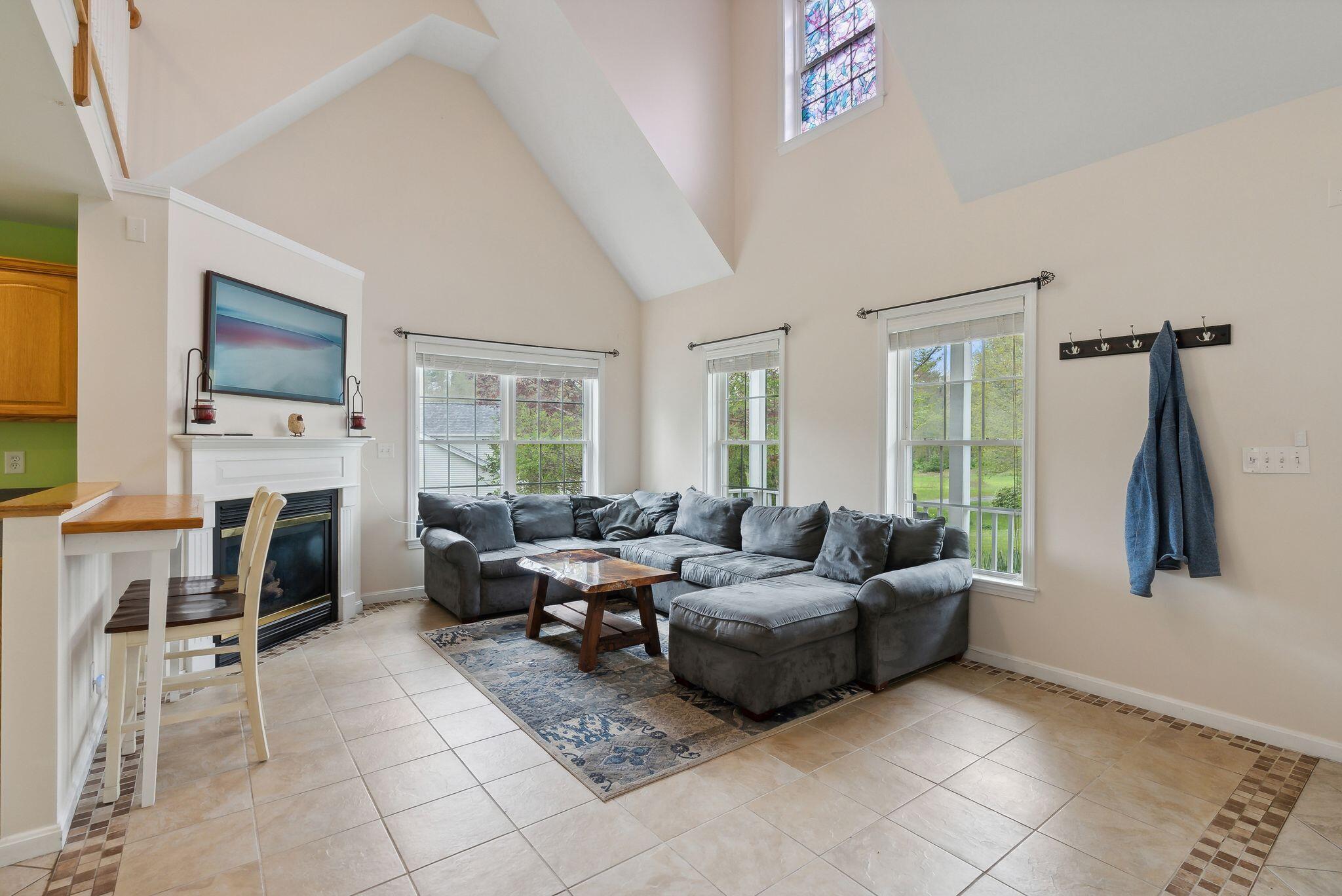 23 Lyndsay Road Sanford, ME 04073 - Photo 5 of 40 living room with vaulted ceiling