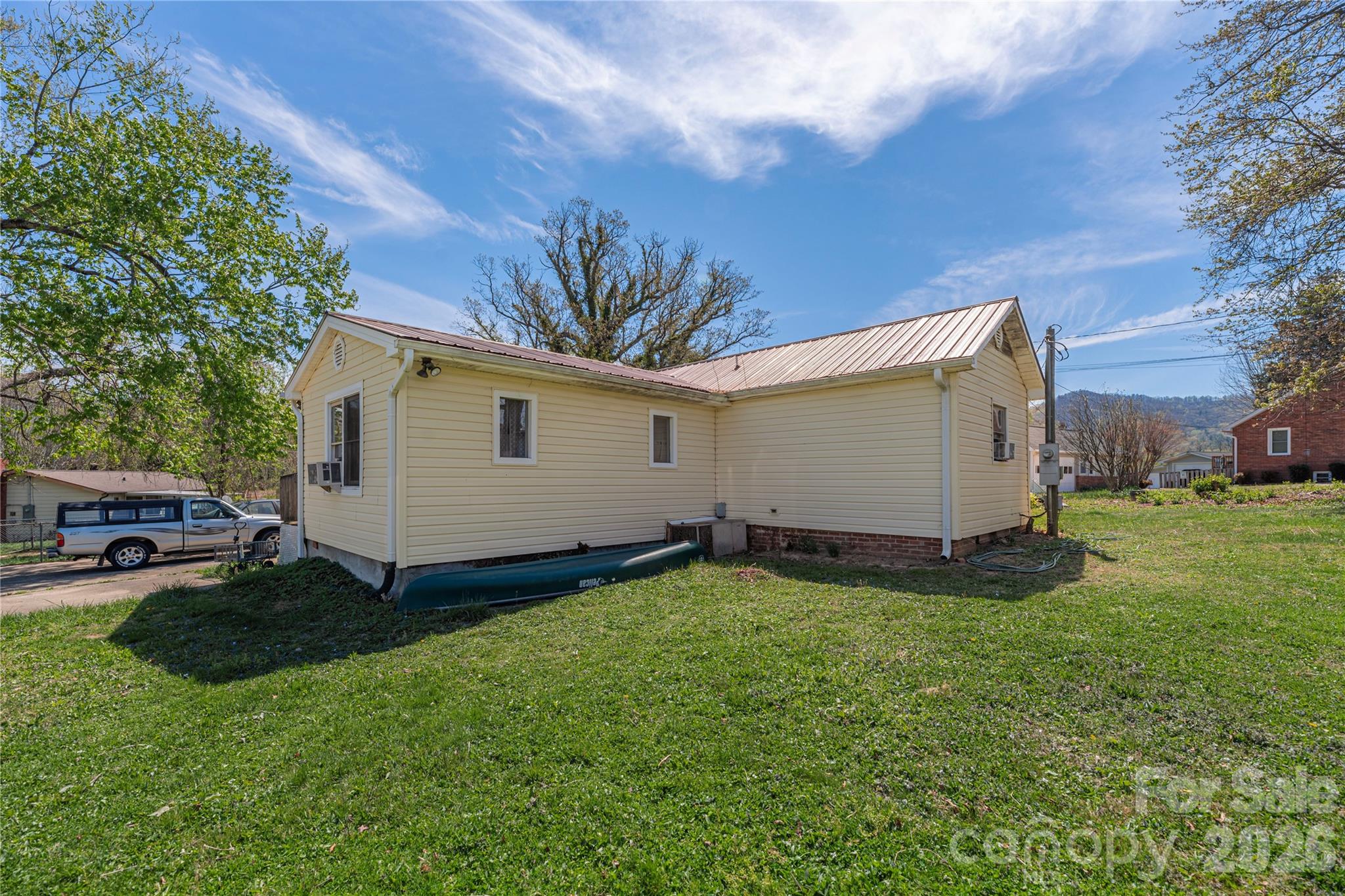 11 East Porter Road Asheville, NC 28803 - Photo 4 of 19