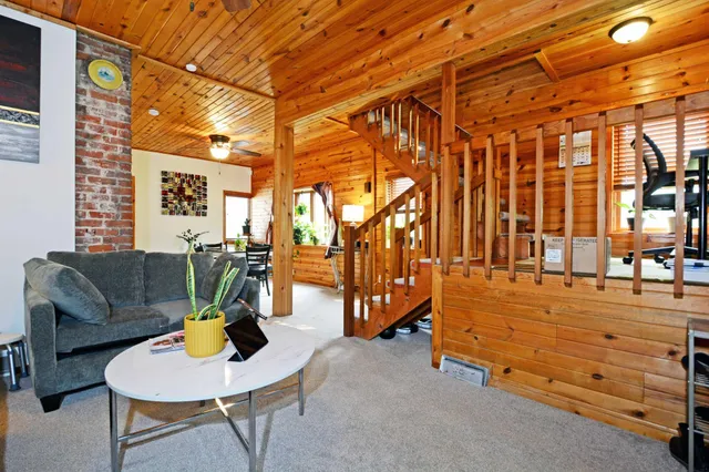 $270,000 | 277 East Morton Street, St. Paul, MN 55107