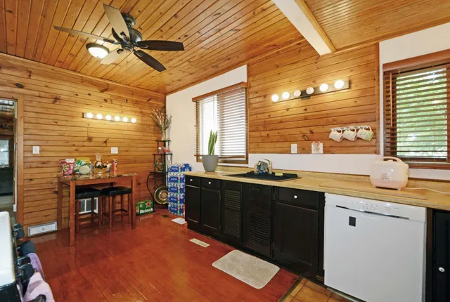 $270,000 | 277 East Morton Street, St. Paul, MN 55107