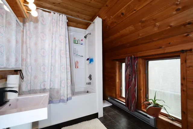 $270,000 | 277 East Morton Street, St. Paul, MN 55107