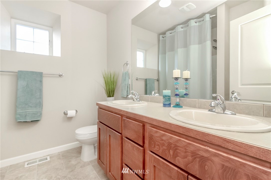 130 Hoquiam Place Southeast Renton, WA 98059 - Photo 15 of 23