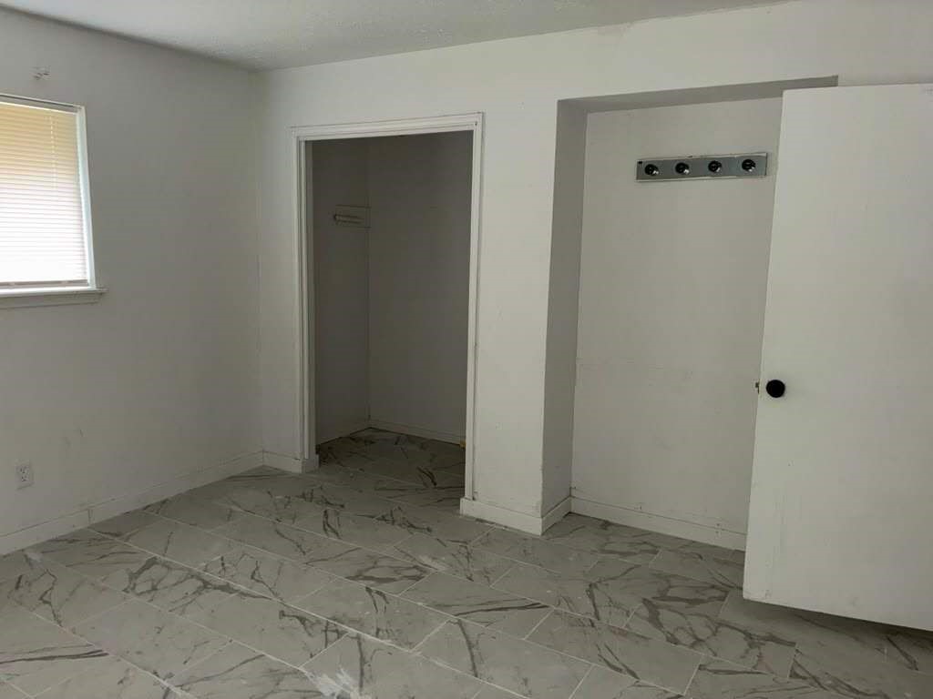 1918 Hampton Street Houston, TX 77088 - Photo 14 of 23
