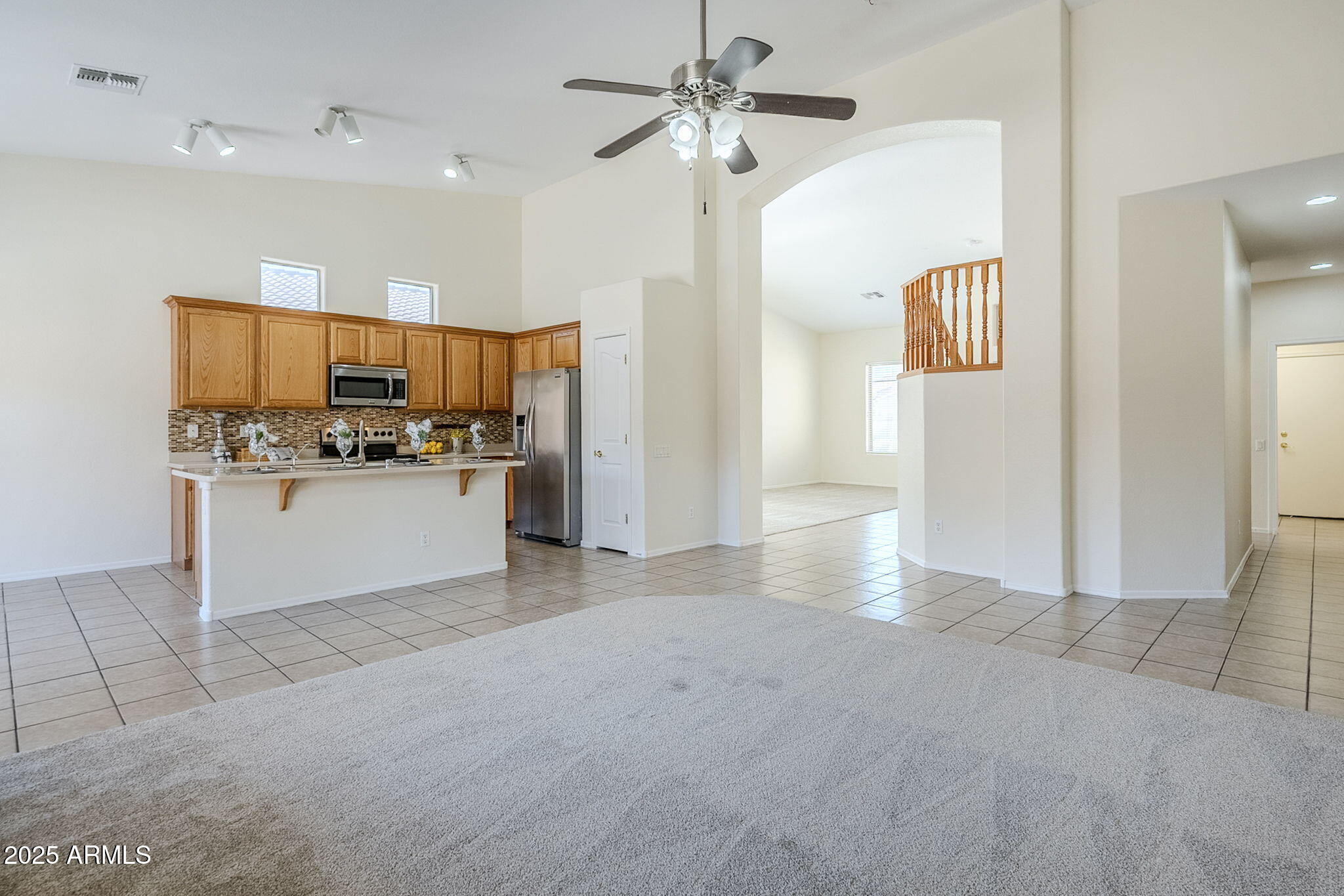 8438 West Bajada Road Peoria, AZ 85383 - Photo 6 of 20