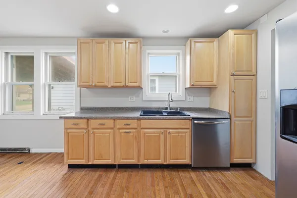 $275,000 | 1426 North Harrison Street, Algonquin, IL 60102