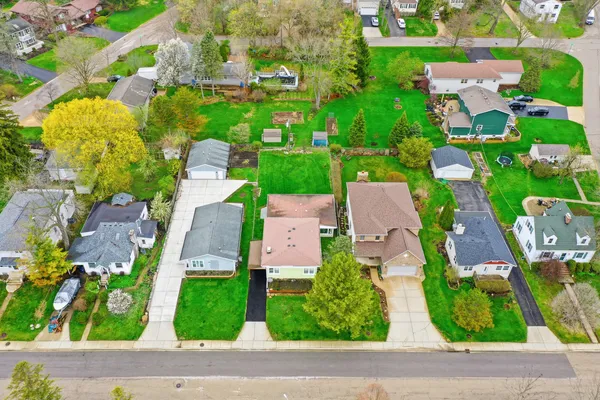 $275,000 | 1426 North Harrison Street, Algonquin, IL 60102