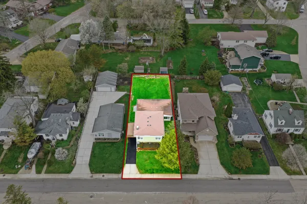 $275,000 | 1426 North Harrison Street, Algonquin, IL 60102