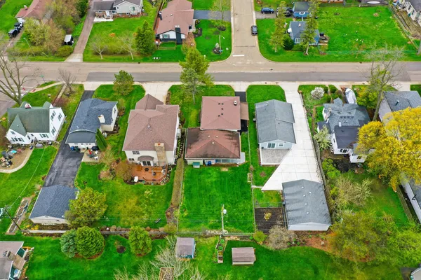 $275,000 | 1426 North Harrison Street, Algonquin, IL 60102