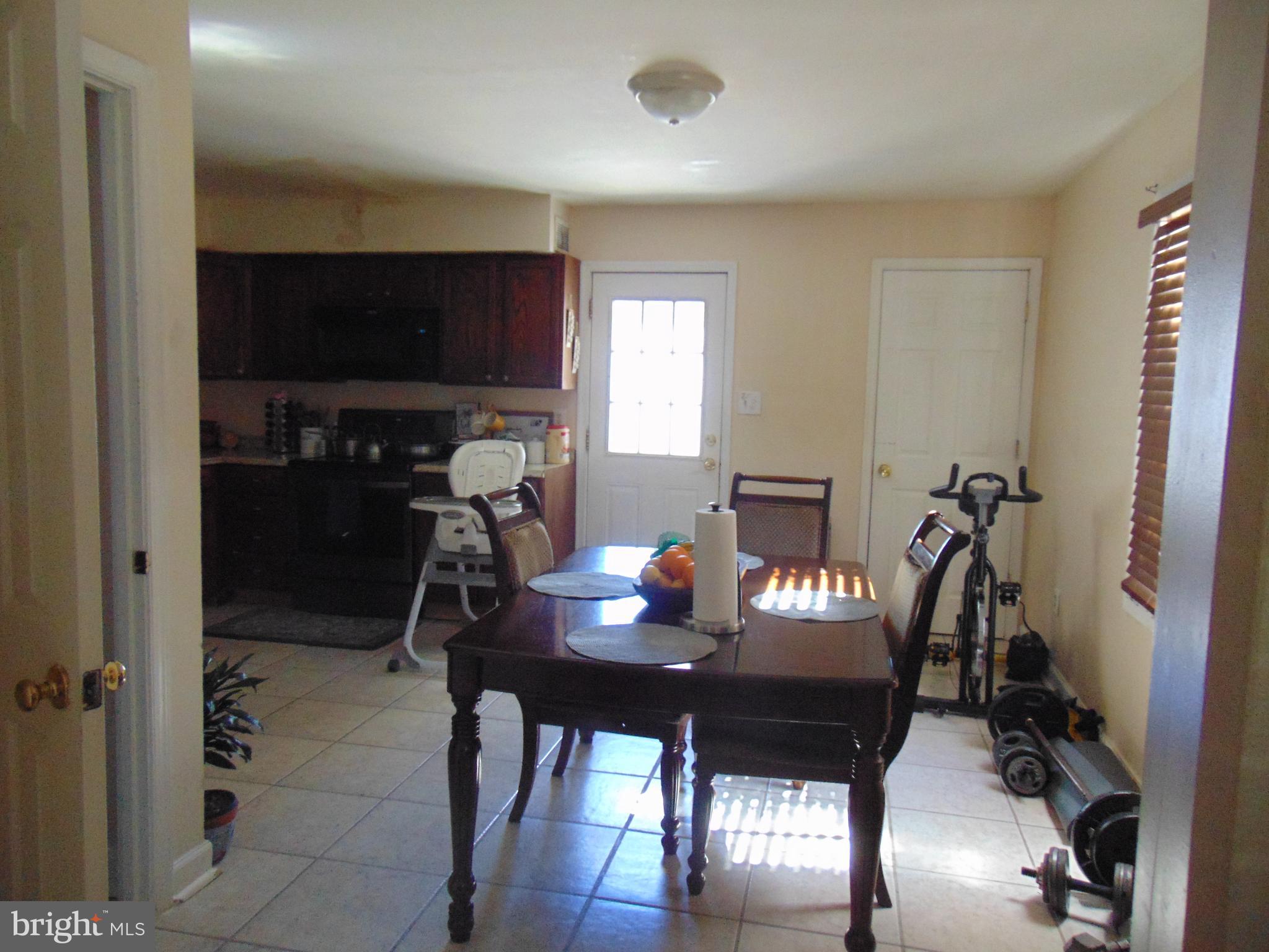 9827 Buckner Road Manassas, VA 20110 - Photo 5 of 9 DINING ROOM