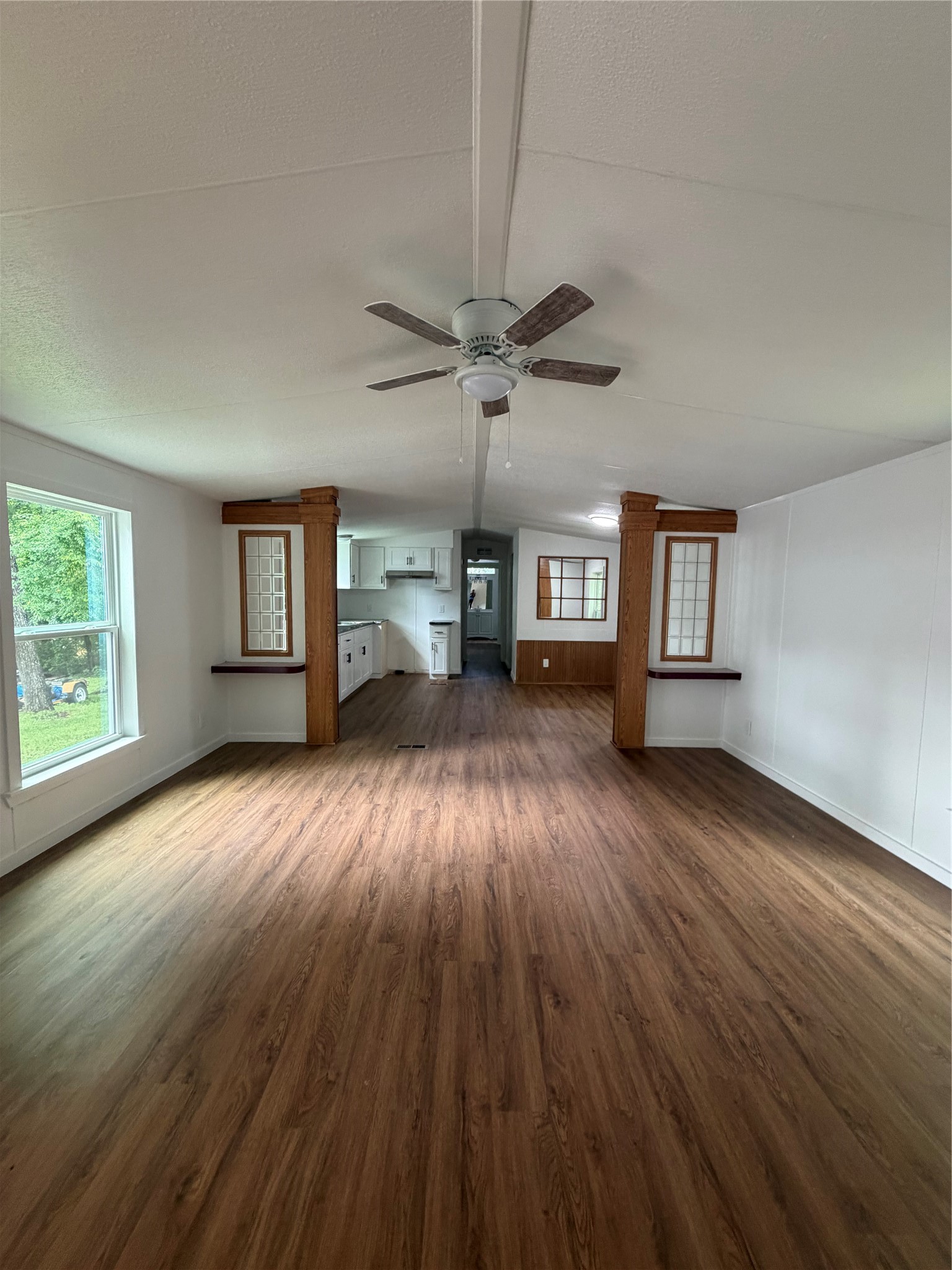 104 Kyle Road Huntsville, TX 77320 - Photo 3 of 7