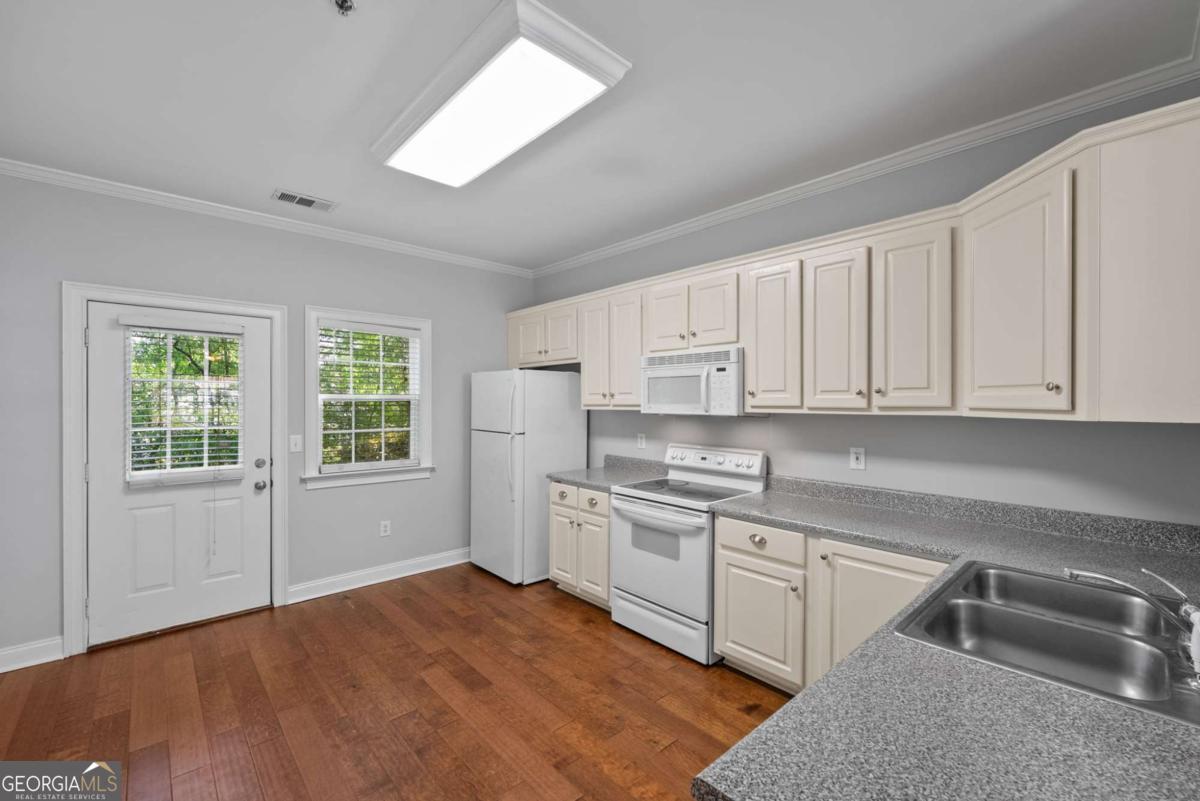 460 South Barnett Shoals Road, Unit E3 Athens, GA 30605 - Photo 8 of 24