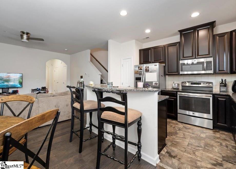 463 Christiane Way Greenville, SC 29607 - Photo 6 of 16 Gallery Image 6