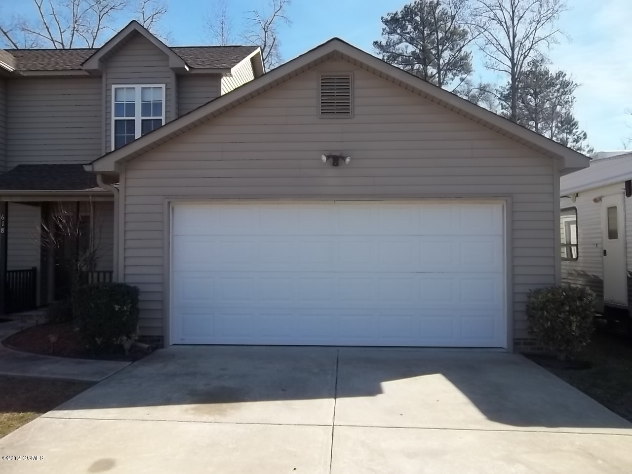 618 Fox Ridge Court Havelock, NC 28532 - Photo 3 of 34 Double Garage