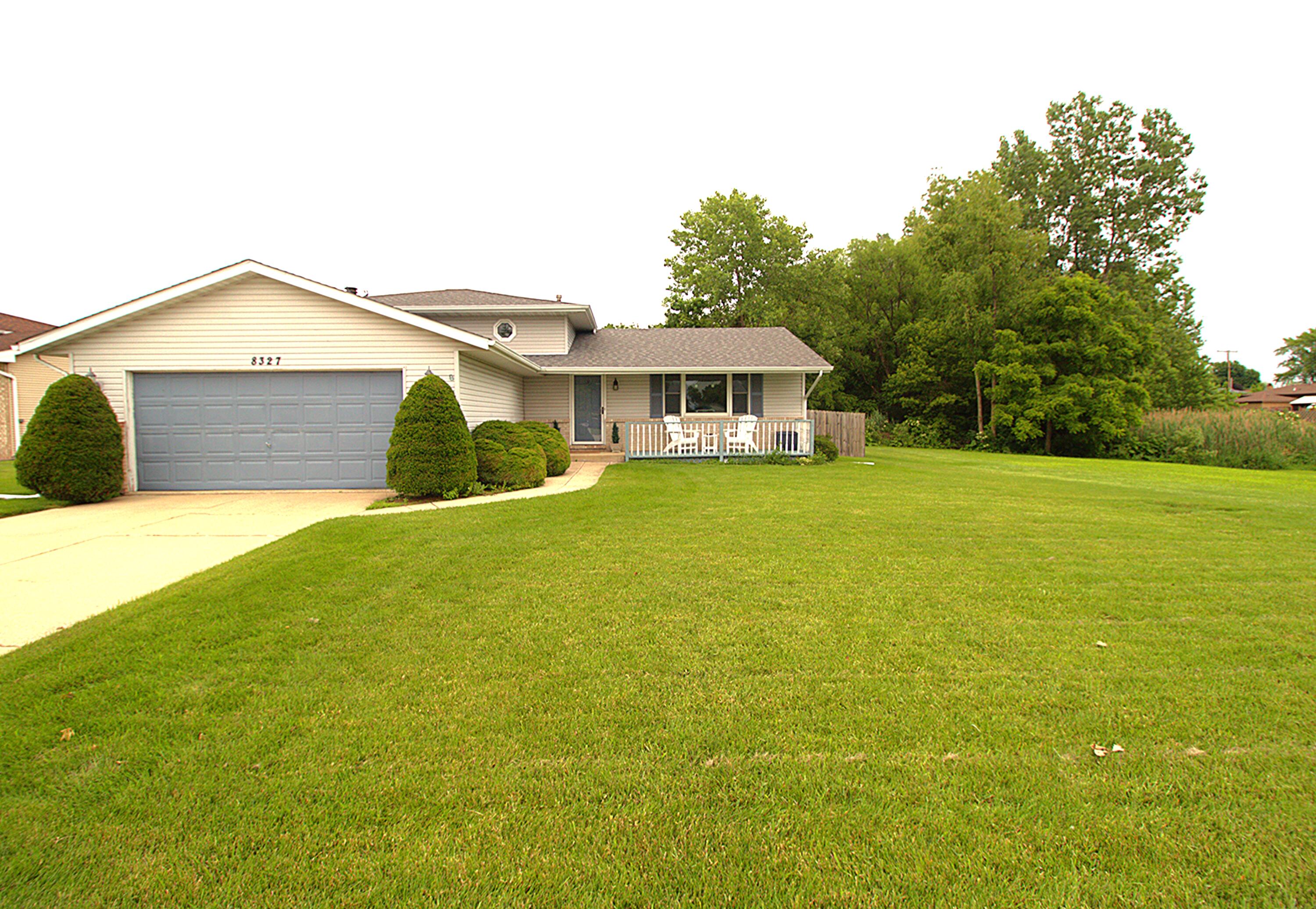 8327 Edison Street Crown Point, IN 46307 - Photo 1 of 10 3000x2072