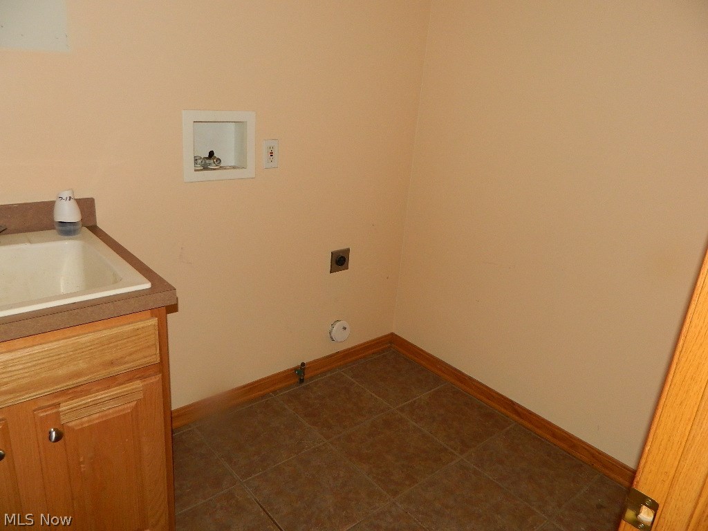 5949 Stumph Road Parma Heights, OH 44130 - Photo 14 of 22