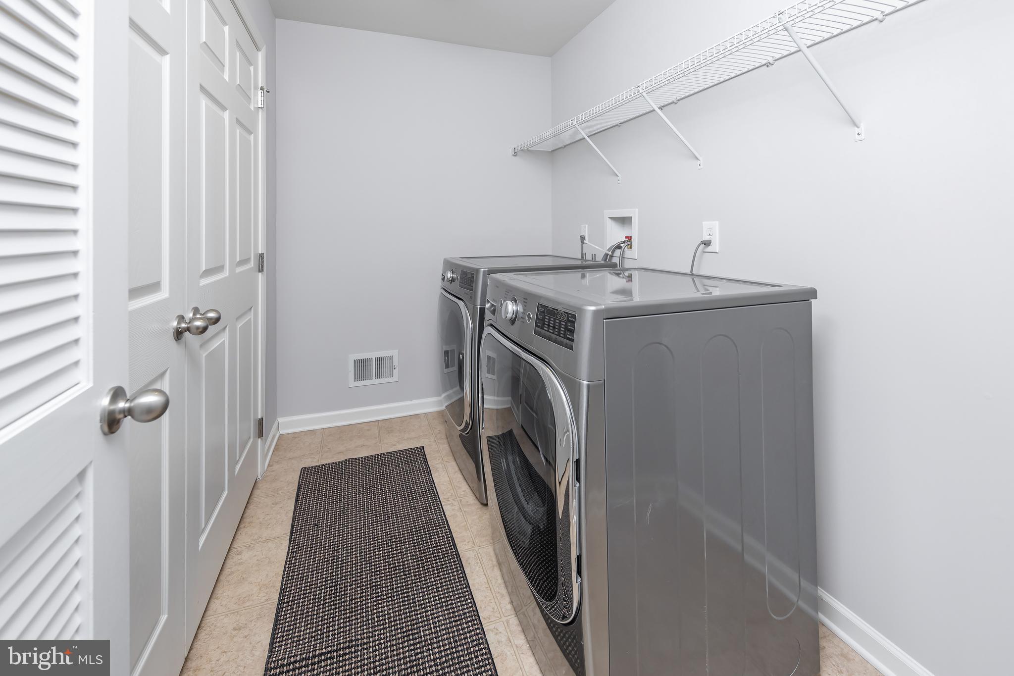 13 Buckeye Road Swedesboro, NJ 08085 - Photo 25 of 27 2nd floor Laundry Room