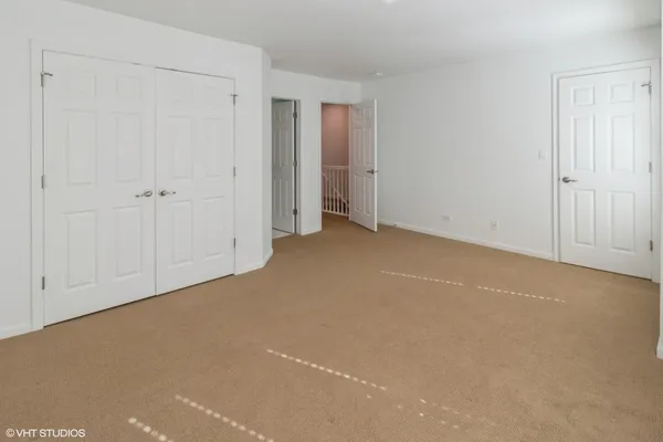 $3,500 | 2224 South Crambourne Way, Arlington Heights, IL 60005