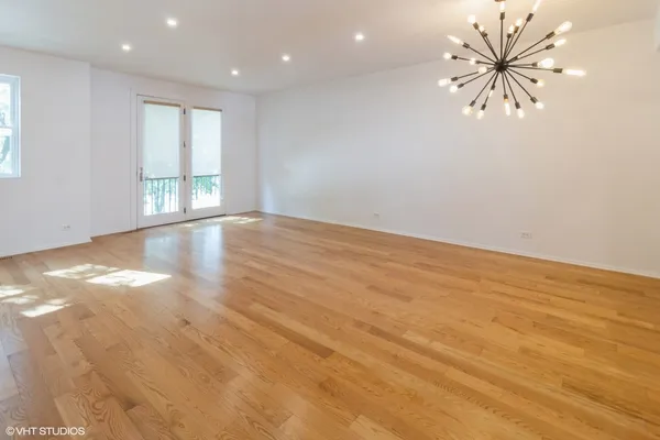 $3,500 | 2224 South Crambourne Way, Arlington Heights, IL 60005