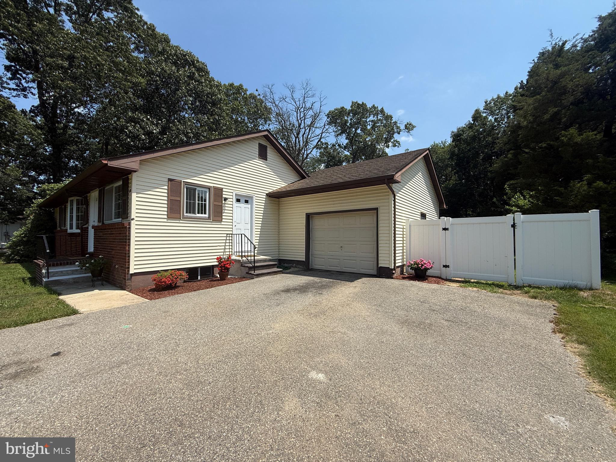 90 Parvin Mill Road Bridgeton, NJ 08302 - Photo 42 of 55 Attached Garage