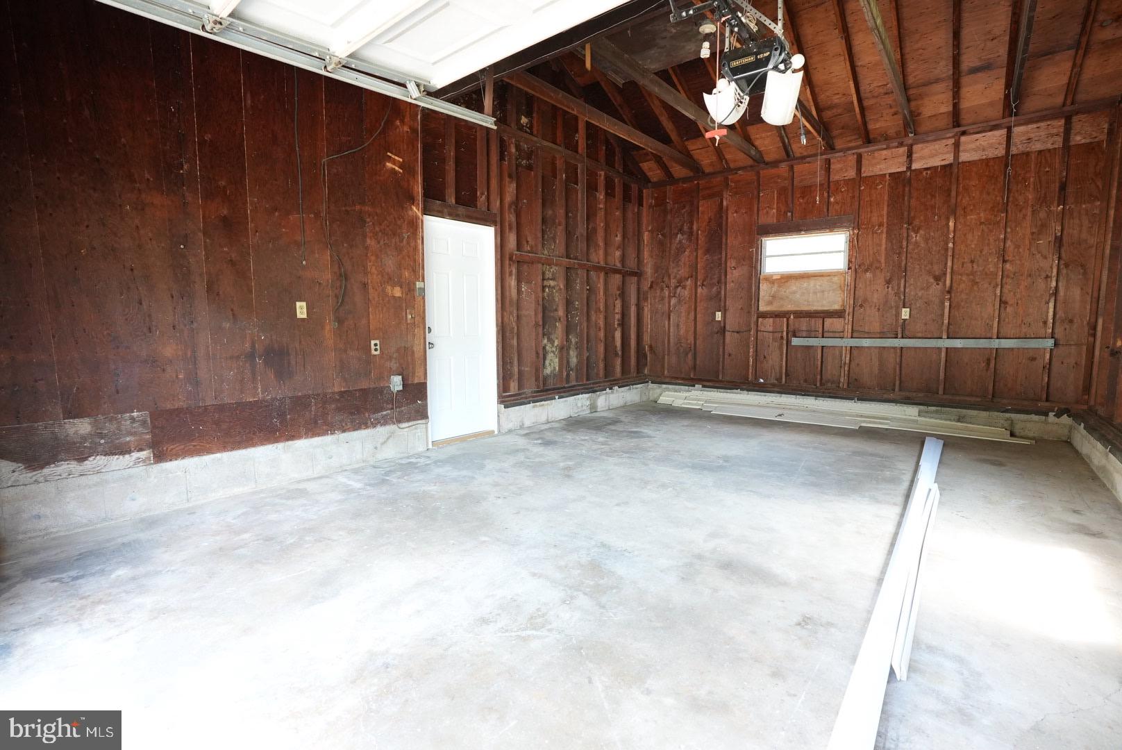 90 Parvin Mill Road Bridgeton, NJ 08302 - Photo 44 of 55 Garage Interior