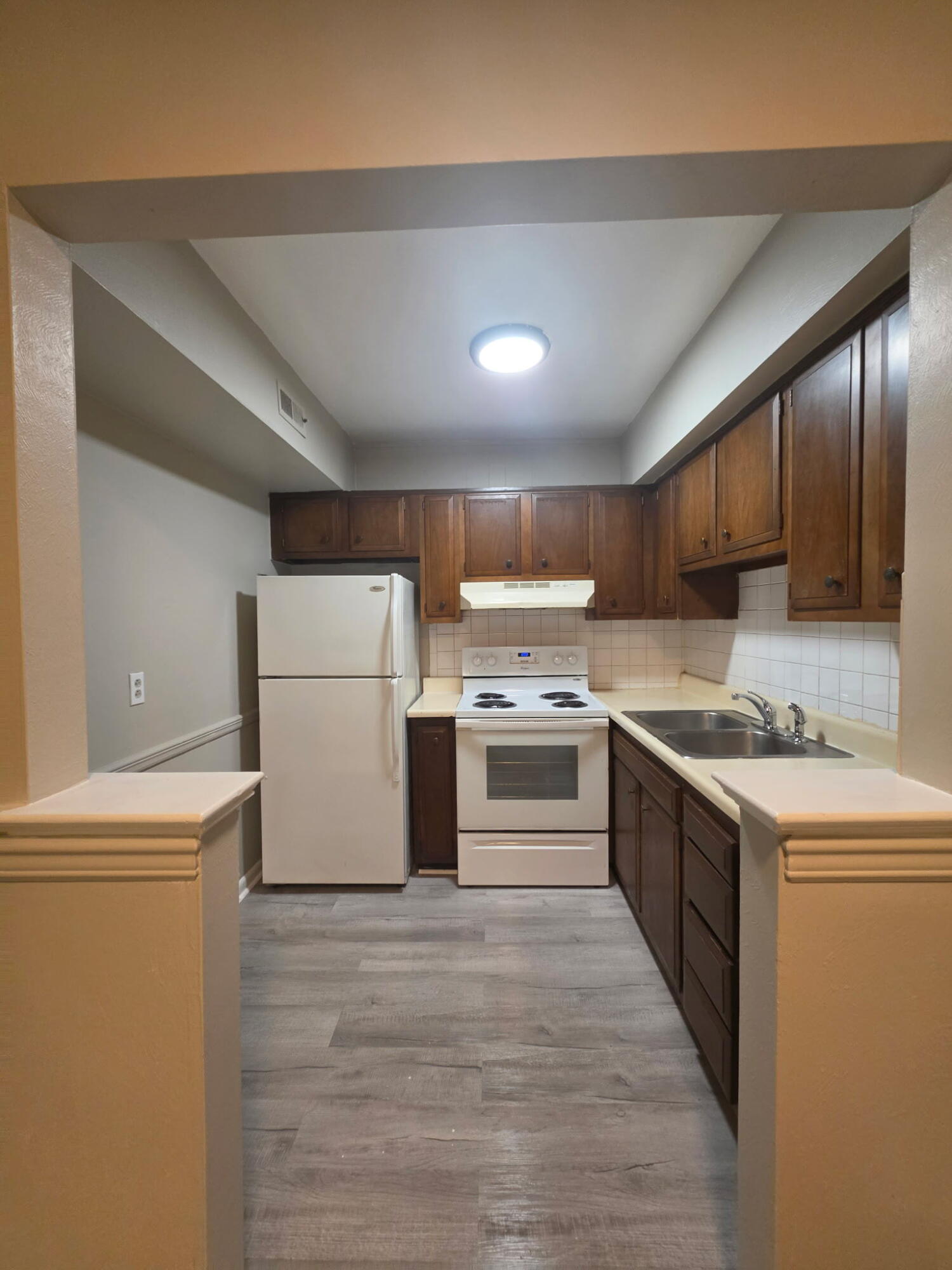 716 Townside Road Southwest, Unit 10 Roanoke, VA 24014 - Photo 5 of 11 7192