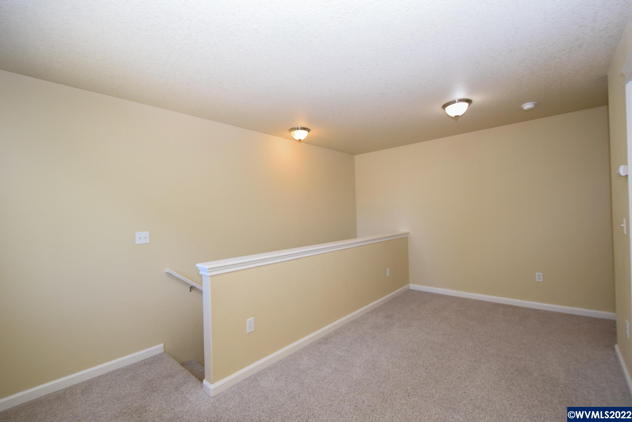 1258 Barnick Road Northeast Keizer, OR 97303 - Photo 9 of 25 Gallery Image 9