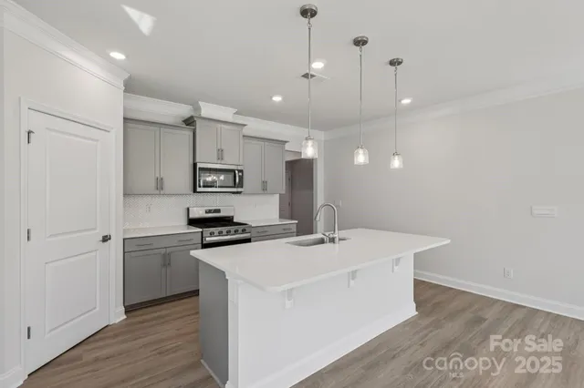 $405,000 | 124 North Shayna Road, Troutman, NC 28166