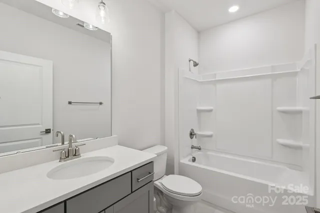 $405,000 | 124 North Shayna Road, Troutman, NC 28166