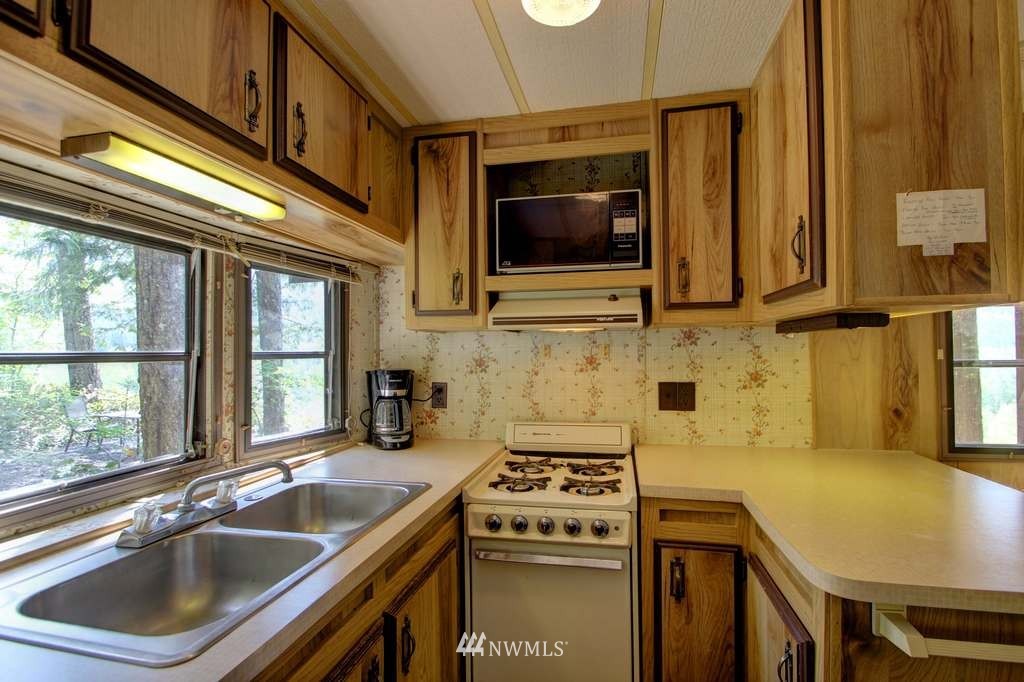 31-6 Riverside Drive Deming, WA 98244 - Photo 12 of 25 Gallery Image 12