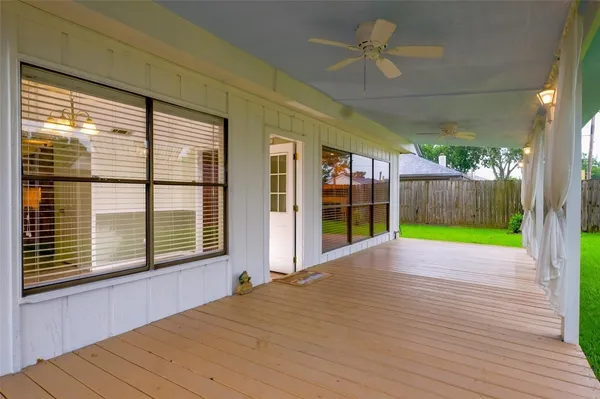 $2,200 | 2520 Hadley Circle, Sugar Land, TX 77478