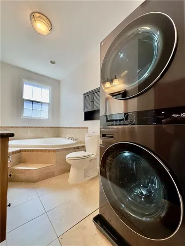 $2,500 | 3517 Louisiana Ave Parkway, New Orleans, LA 70125